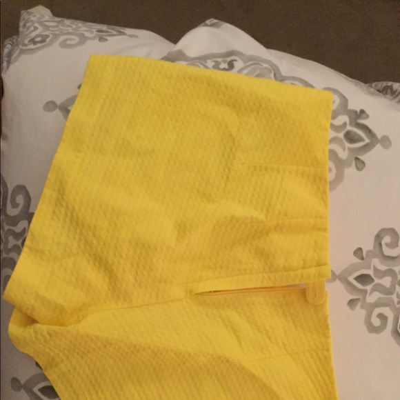 Lilly Pulitzer Liza Shorts - Picture 5 of 7